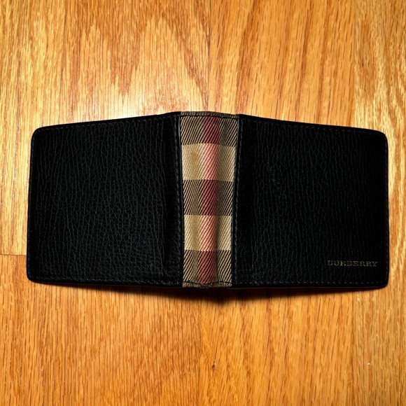 Burberry Black and Tan Wallet - Picture 2 of 5